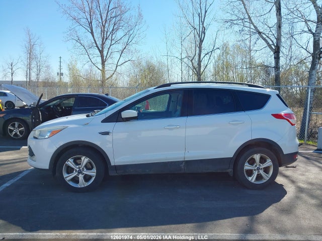 2014 Ford Escape Se მანქანა იყიდება აუქციონზე, vin: 1FMCU9G90EUE16636, აუქციონის ნომერი: 12601974