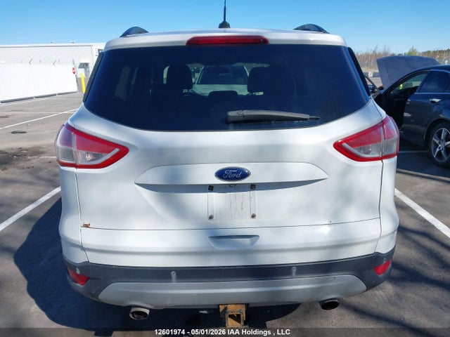 2014 Ford Escape Se მანქანა იყიდება აუქციონზე, vin: 1FMCU9G90EUE16636, აუქციონის ნომერი: 12601974