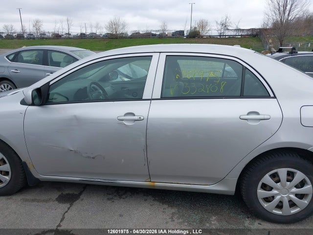 2010 Toyota Corolla Ce მანქანა იყიდება აუქციონზე, vin: 2T1BU4EE7AC332808, აუქციონის ნომერი: 12601975