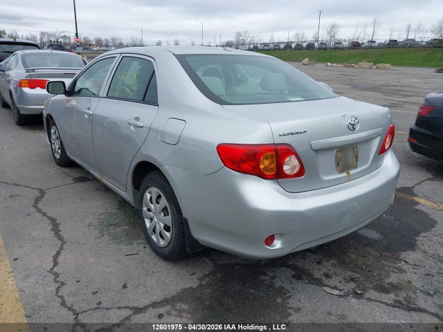 2010 Toyota Corolla Ce მანქანა იყიდება აუქციონზე, vin: 2T1BU4EE7AC332808, აუქციონის ნომერი: 12601975