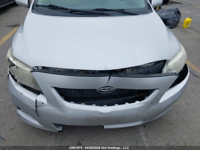 2010 Toyota Corolla Ce მანქანა იყიდება აუქციონზე, vin: 2T1BU4EE7AC332808, აუქციონის ნომერი: 12601975
