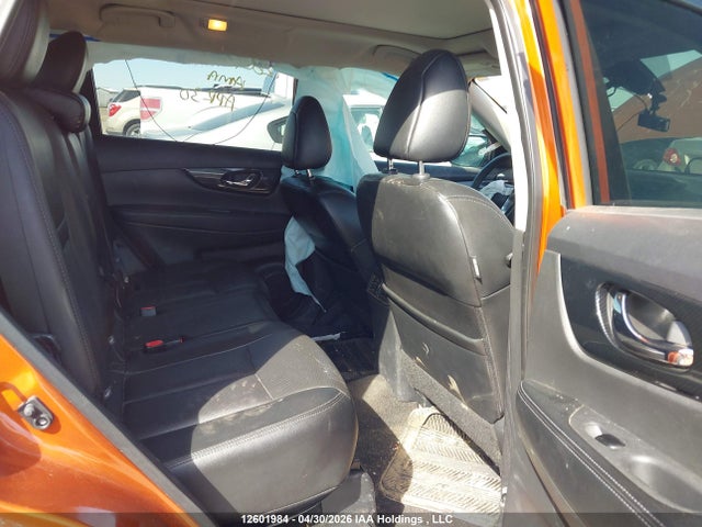 2017 Nissan Rogue Sv/sl მანქანა იყიდება აუქციონზე, vin: 5N1AT2MV2HC873610, აუქციონის ნომერი: 12601984