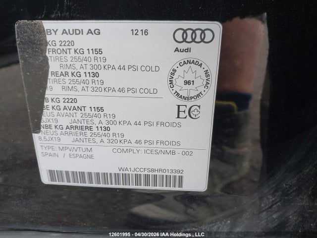 12601995 :رقم المزاد ، WA1JCCFS8HR013392 vin ، 2017 Audi Q3 Premium Plus مزاد بيع
