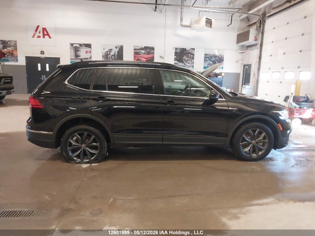 Продажа на аукционе авто 2022 Volkswagen Tiguan Se, vin: 3VV2B7AX9NM175666, номер лота: 12601999