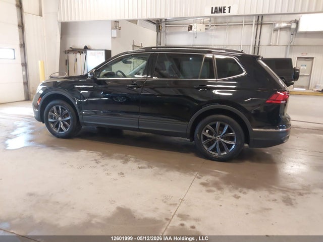 Продажа на аукционе авто 2022 Volkswagen Tiguan Se, vin: 3VV2B7AX9NM175666, номер лота: 12601999