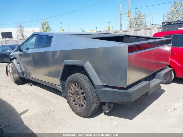 12602034 :رقم المزاد ، 7G2CEHED5RA038339 vin ، 2024 Tesla Cybertruck Awd مزاد بيع