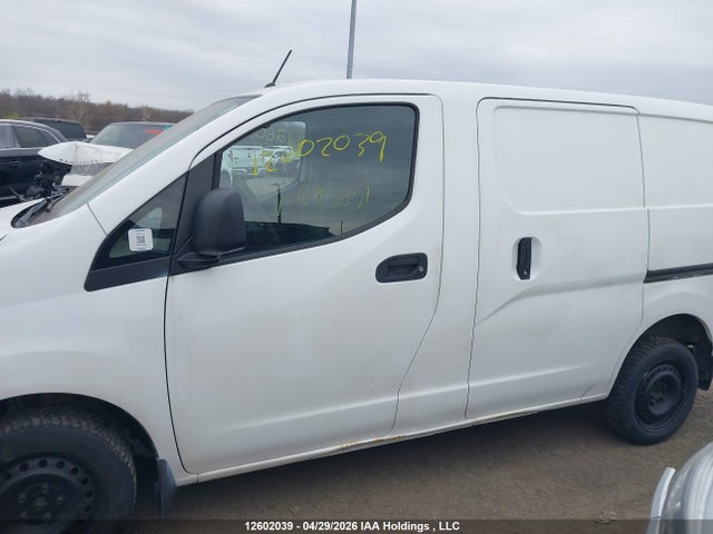 3N6CM0KN7EK695651 Nissan Nv200 2.5s/2.5sv