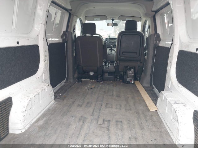 3N6CM0KN7EK695651 Nissan Nv200 2.5s/2.5sv