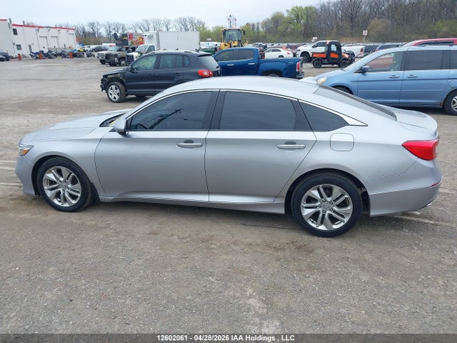 1HGCV1F12JA811395 Honda ACCORD LX
