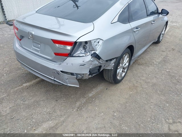 1HGCV1F12JA811395 Honda ACCORD LX