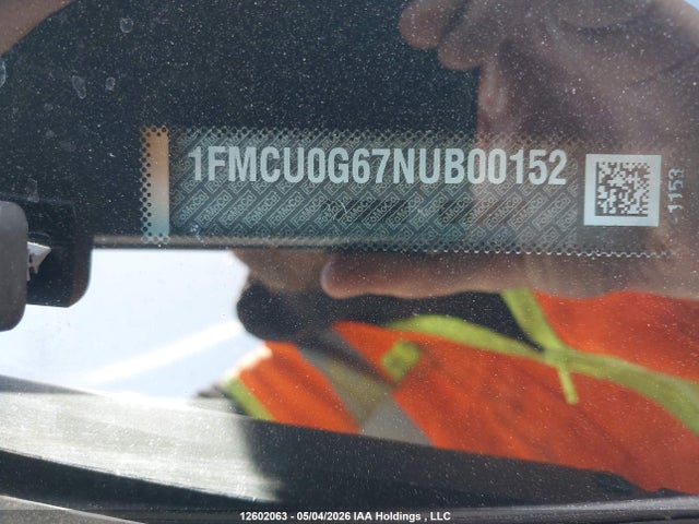 1FMCU0G67NUB00152 Ford ESCAPE SE