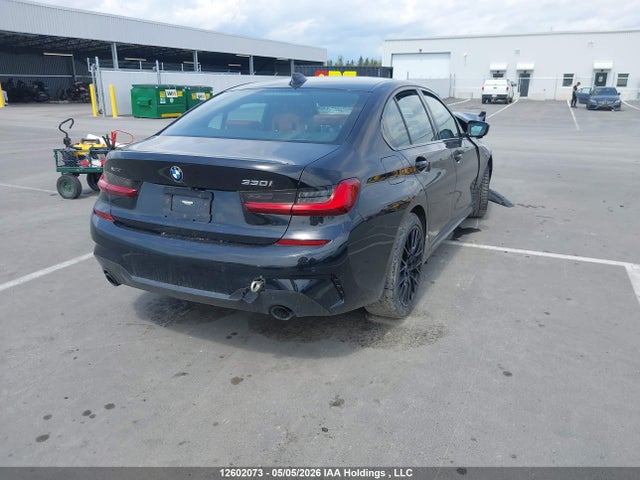 BMW 330i Xdrive 2022 3MW5R7J02N8C35285 Image 4