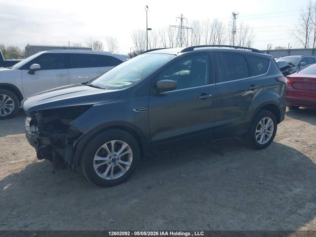 1FMCU9GD1JUD10923 Ford Escape
