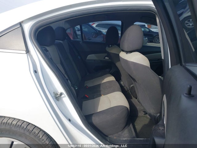 12602115 :رقم المزاد ، 1G1PC5SH8C7334822 vin ، 2012 Chevrolet Cruze Ls مزاد بيع