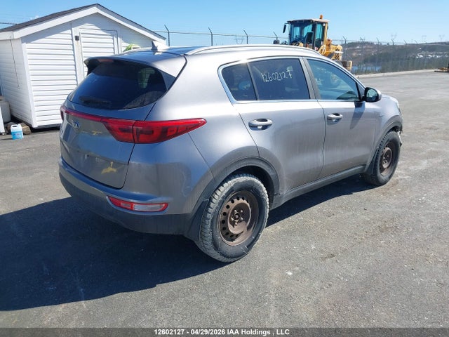 12602127 :رقم المزاد ، KNDPMCAC3H7133206 vin ، 2017 Kia Sportage Lx مزاد بيع