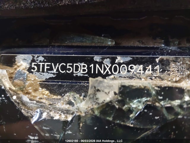 12602180 :رقم المزاد ، 5TFVC5DB1NX009441 vin ، 2022 Toyota Tundra Crewmax Capstone مزاد بيع