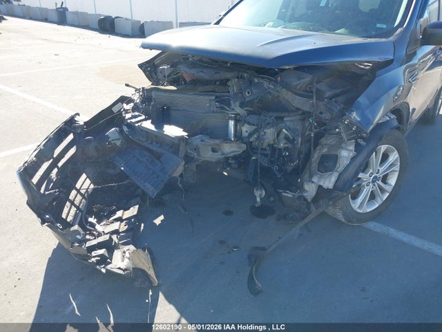 Продажа на аукционе авто 2017 Ford Escape, vin: 1FMCU9GDXHUB54536, номер лота: 12602190