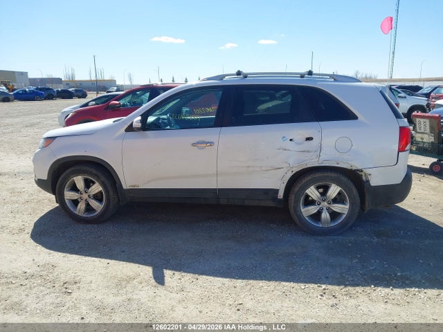 Продажа на аукционе авто 2013 Kia Sorento Ex, vin: 5XYKUDA22DG320974, номер лота: 12602201
