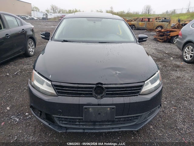 3VWDK7AJ4EM358683 Volkswagen Jetta 2.0l Comfortline