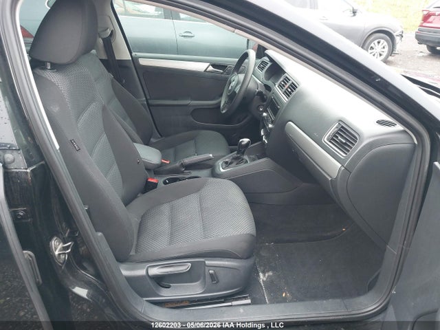 3VWDK7AJ4EM358683 Volkswagen Jetta 2.0l Comfortline