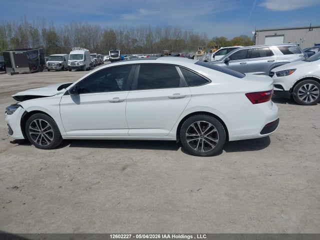 Продажа на аукционе авто 2022 Volkswagen Jetta, vin: 3VWSM7BU8NM019144, номер лота: 12602227