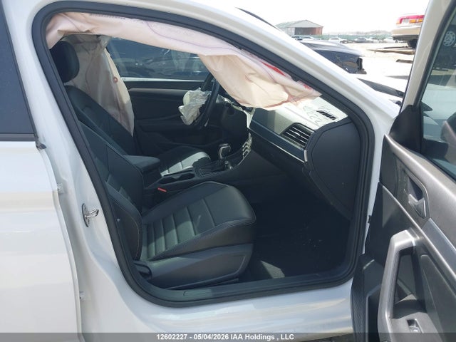 Продажа на аукционе авто 2022 Volkswagen Jetta, vin: 3VWSM7BU8NM019144, номер лота: 12602227