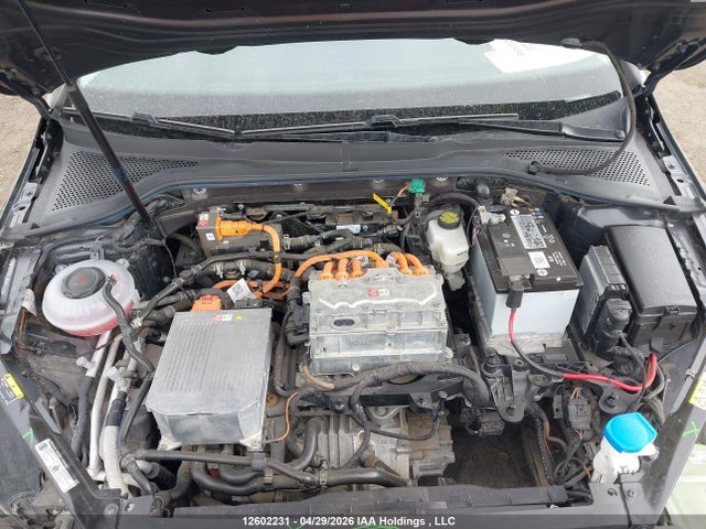 2020 Volkswagen E-golf Comfortline მანქანა იყიდება აუქციონზე, vin: WVWPR7AUXLW909220, აუქციონის ნომერი: 12602231