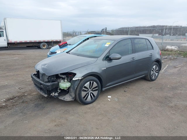 2020 Volkswagen E-golf Comfortline მანქანა იყიდება აუქციონზე, vin: WVWPR7AUXLW909220, აუქციონის ნომერი: 12602231