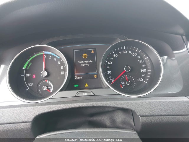 2020 Volkswagen E-golf Comfortline მანქანა იყიდება აუქციონზე, vin: WVWPR7AUXLW909220, აუქციონის ნომერი: 12602231