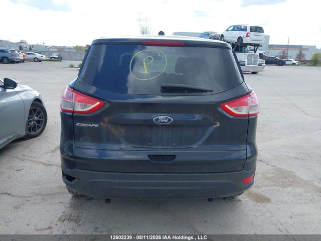 2013 Ford Escape მანქანა იყიდება აუქციონზე, vin: 1FMCU0F78DUA32002, აუქციონის ნომერი: 12602239