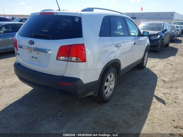 2011 Kia Sorento Lx მანქანა იყიდება აუქციონზე, vin: 5XYKTCA16BG117104, აუქციონის ნომერი: 12602242