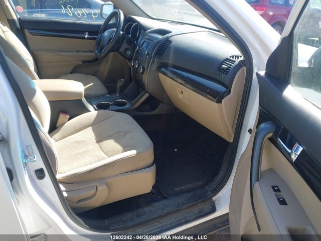 2011 Kia Sorento Lx მანქანა იყიდება აუქციონზე, vin: 5XYKTCA16BG117104, აუქციონის ნომერი: 12602242