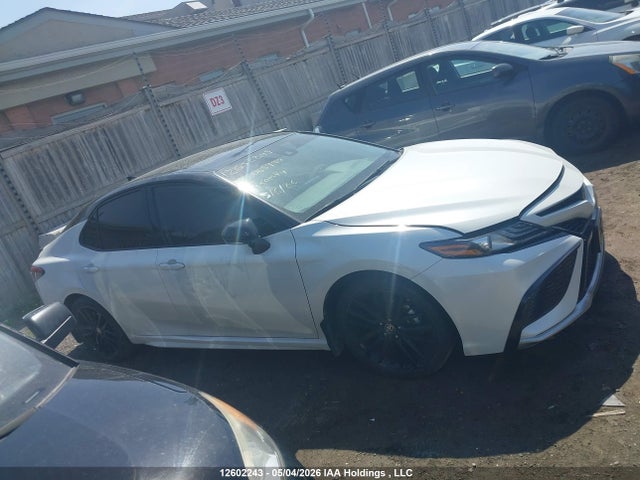 12602243 :رقم المزاد ، 4T1K31AK2RU065990 vin ، 2024 Toyota Camry Hybrid Xse مزاد بيع