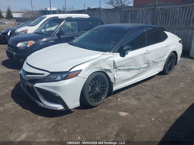 4T1K31AK2RU065990 Toyota Camry Hybrid Xse