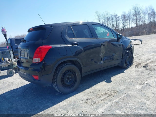 3GNCJKSB0HL222628 Chevrolet TRAX LS