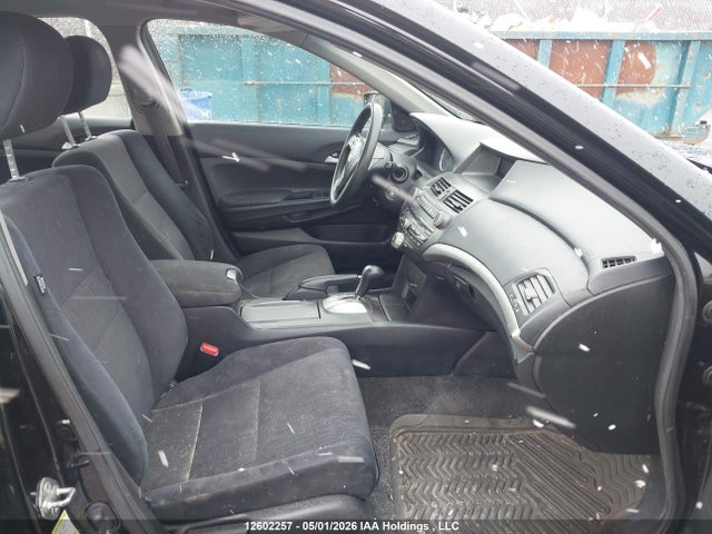Продаж на аукціоні авто 2011 Honda Accord Se, vin: 1HGCP2F65BA800811, номер лоту: 12602257
