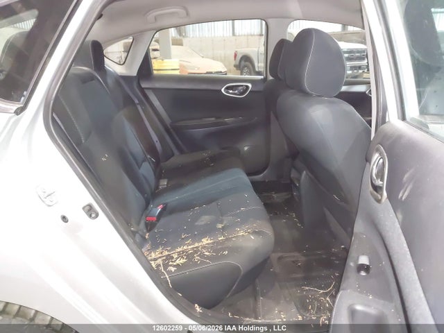2015 Nissan Sentra მანქანა იყიდება აუქციონზე, vin: 3N1AB7AP7FL628333, აუქციონის ნომერი: 12602259