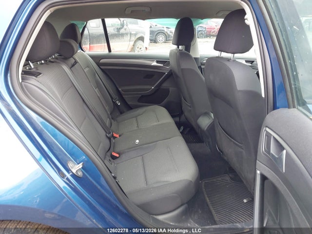 Продаж на аукціоні авто 2021 Volkswagen Golf Comfortline/highline, vin: 3VWG57AU1MM017223, номер лоту: 12602278