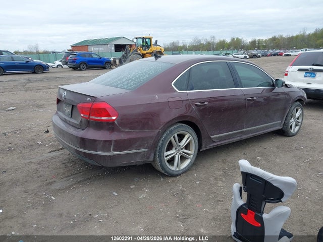 12602291 :رقم المزاد ، 1VWCN7A32DC020820 vin ، 2013 Volkswagen Passat Sel مزاد بيع