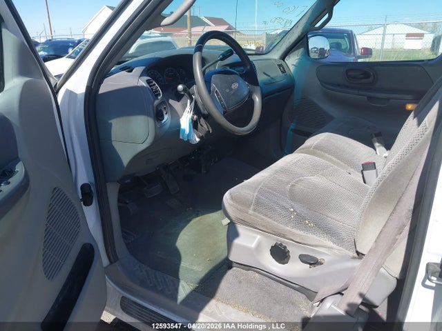 Продажа на аукционе авто 2000 Ford F-150 Lariat/standard/xl/xlt, vin: 2FTRX18LXYCA93590, номер лота: 12593547