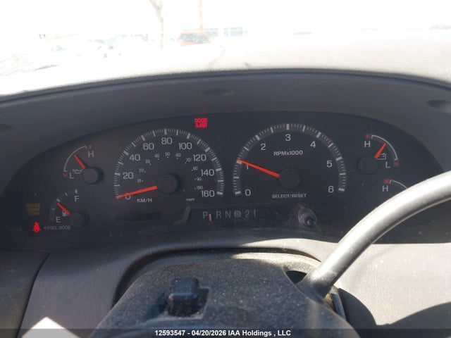 Продажа на аукционе авто 2000 Ford F-150 Lariat/standard/xl/xlt, vin: 2FTRX18LXYCA93590, номер лота: 12593547