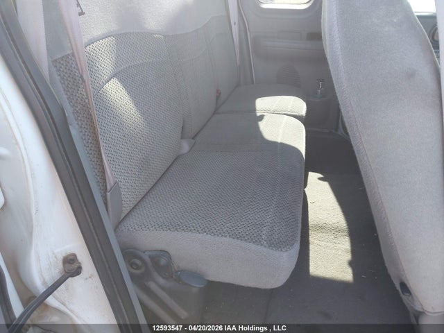 Продажа на аукционе авто 2000 Ford F-150 Lariat/standard/xl/xlt, vin: 2FTRX18LXYCA93590, номер лота: 12593547