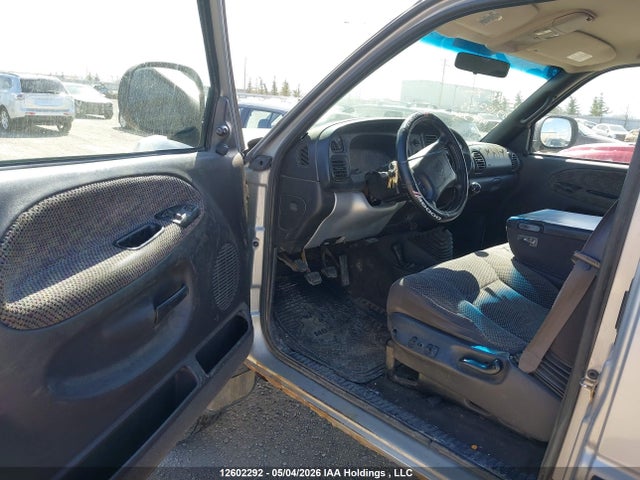 2001 Dodge Ram 2500 St მანქანა იყიდება აუქციონზე, vin: 1B7KF23691J219733, აუქციონის ნომერი: 12602292