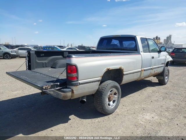 2001 Dodge Ram 2500 St მანქანა იყიდება აუქციონზე, vin: 1B7KF23691J219733, აუქციონის ნომერი: 12602292