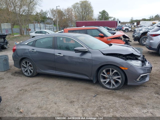Продажа на аукционе авто 2019 Honda Civic Touring, vin: 2HGFC1F98KH104779, номер лота: 12602298