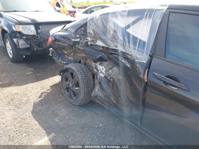KMHLM4AG1MU153758 Hyundai Elantra Preferred Ivt