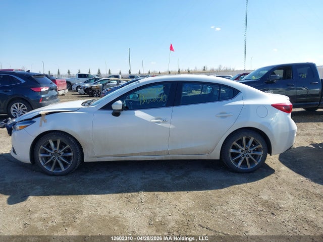 Aukcja sprzedaży 2018 Mazda Mazda3 Gt, vin: JM1BN1W31J1190257, numer aukcji: 12602310
