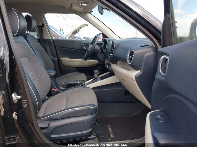 2020 Hyundai Venue Trend With Urban Edition Package With Denim Blue Interior Colour Pack მანქანა იყიდება აუქციონზე, vin: KMHRC8A31LU051084, აუქციონის ნომერი: 12602327