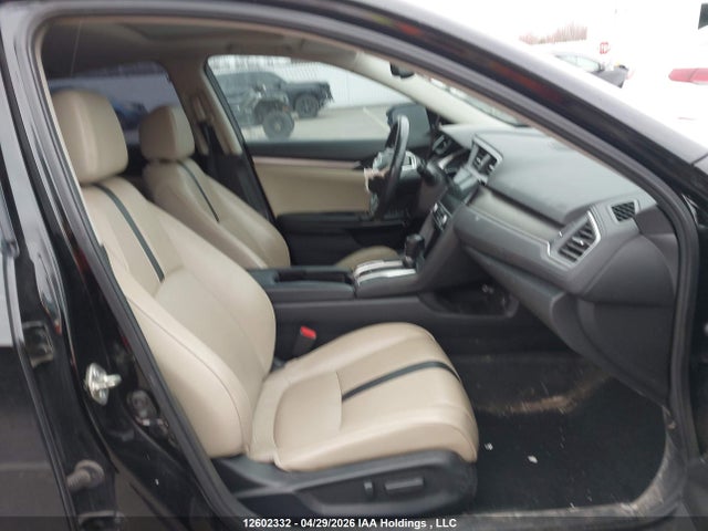 2HGFC1F90JH106346 Honda Civic Touring