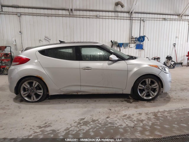 2013 Hyundai Veloster Tech მანქანა იყიდება აუქციონზე, vin: KMHTC6AD4DU109113, აუქციონის ნომერი: 12602351